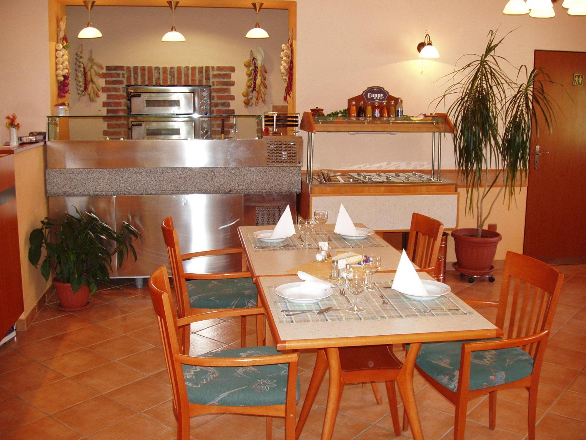 Hotel Altenberg Staré Hory Zewnętrze zdjęcie