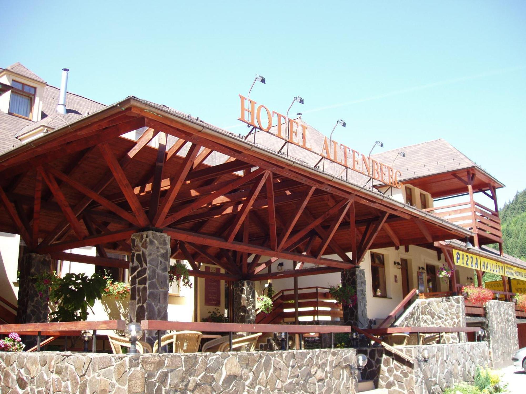 Hotel Altenberg Staré Hory Zewnętrze zdjęcie